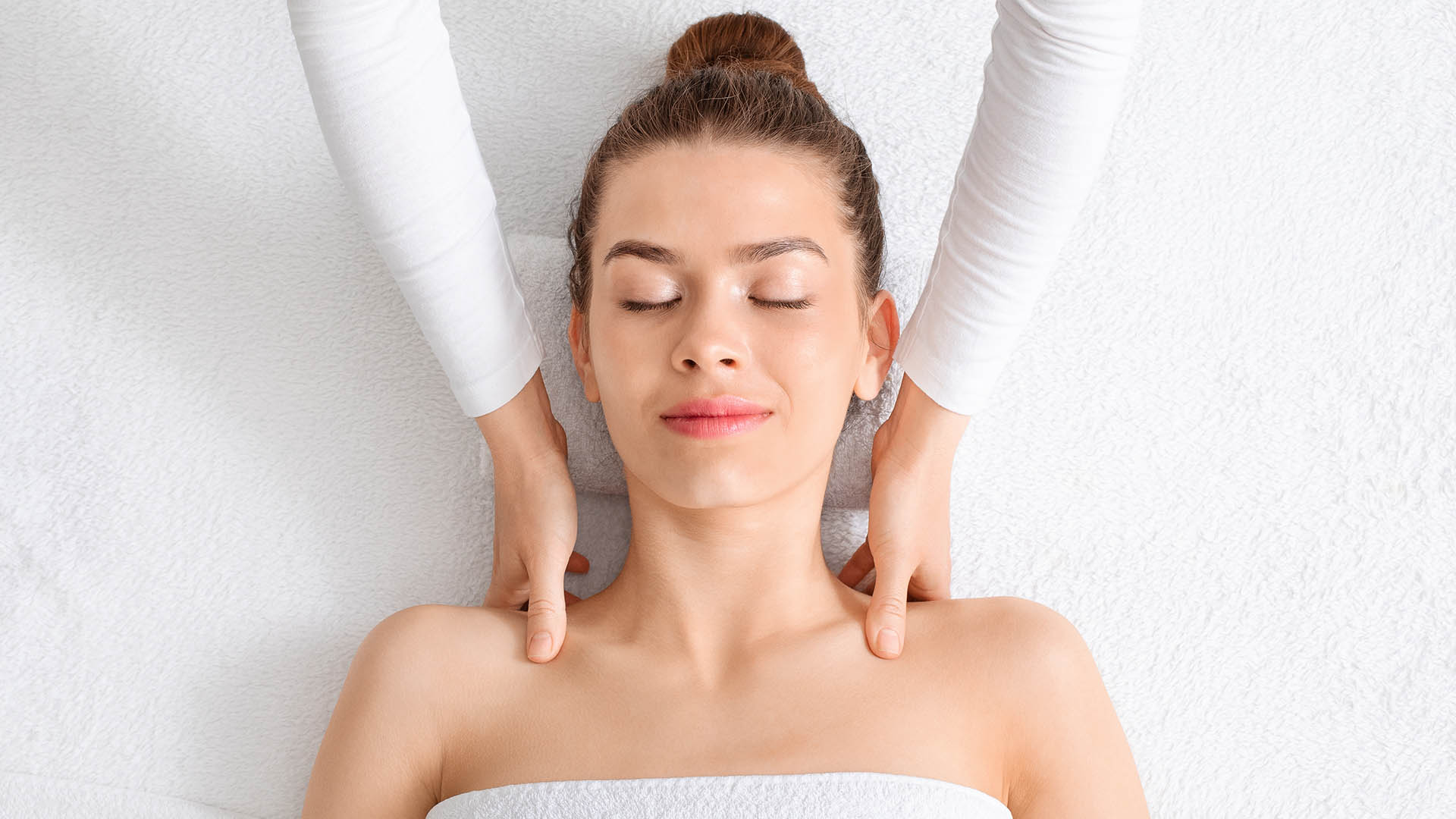 Deep tissue massage treatment at Harmony Spa